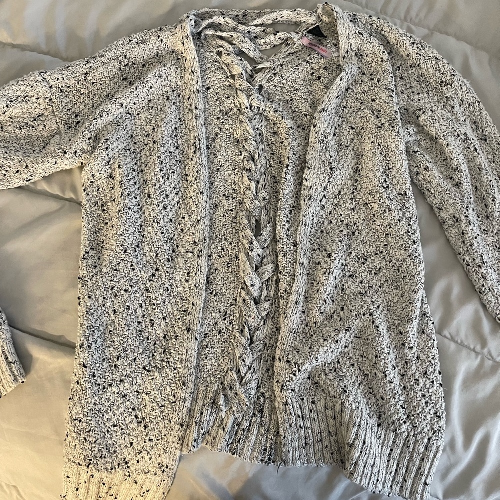 Love by Design sweater. Used, good condition.